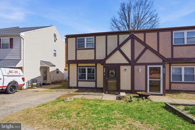 121 BRAITHWAITE LN, Quakertown, PA 18951