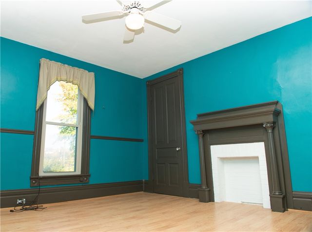 664 E Greene St, Waynesburg, PA 15370