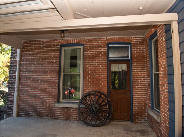 664 E Greene St, Waynesburg, PA 15370