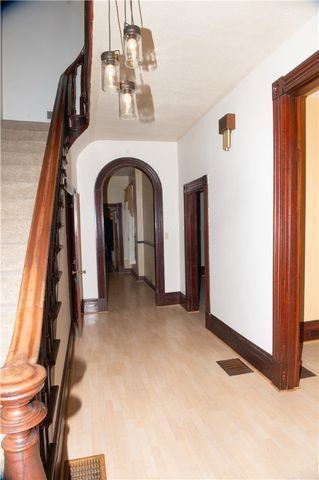 664 E Greene St, Waynesburg, PA 15370