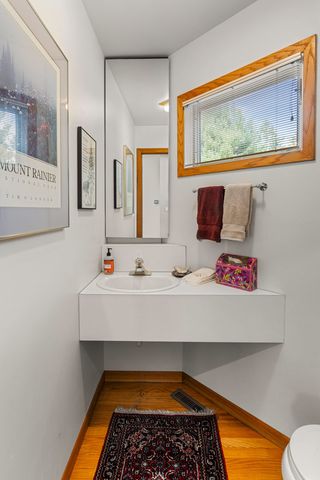 2402 N Nottingham Court, Champaign, IL 61821