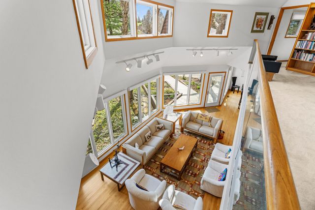 2402 N Nottingham Court, Champaign, IL 61821