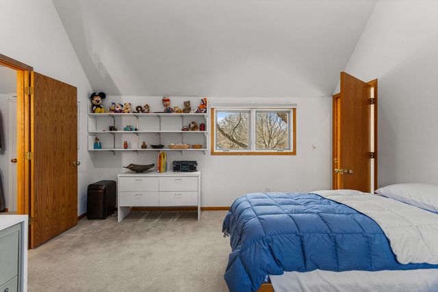 2402 N Nottingham Court, Champaign, IL 61821