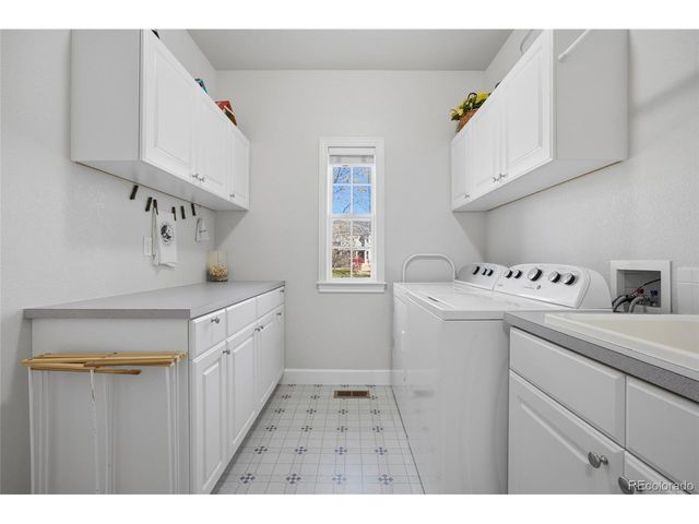 1229 Founders Cir, Windsor, CO 80550