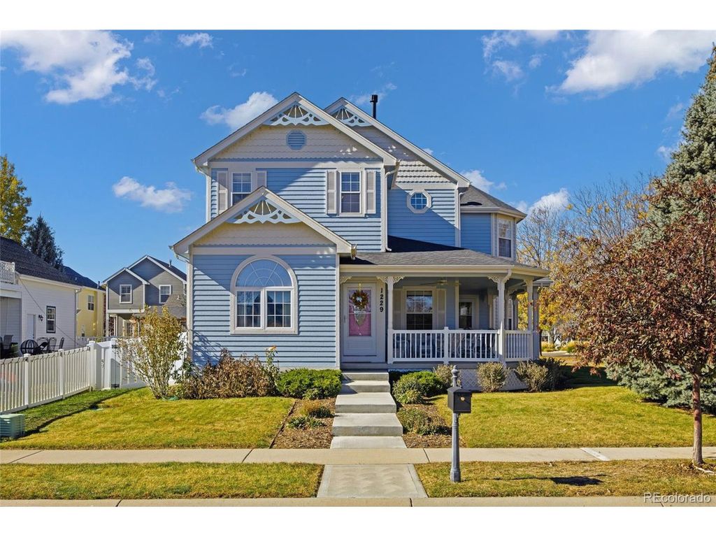 1229 Founders Cir, Windsor, CO 80550