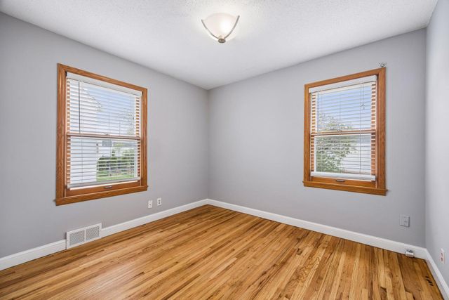 5525 26th Avenue S, Minneapolis, MN 55417