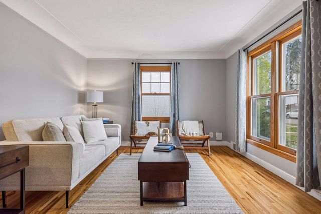 5525 26th Avenue S, Minneapolis, MN 55417