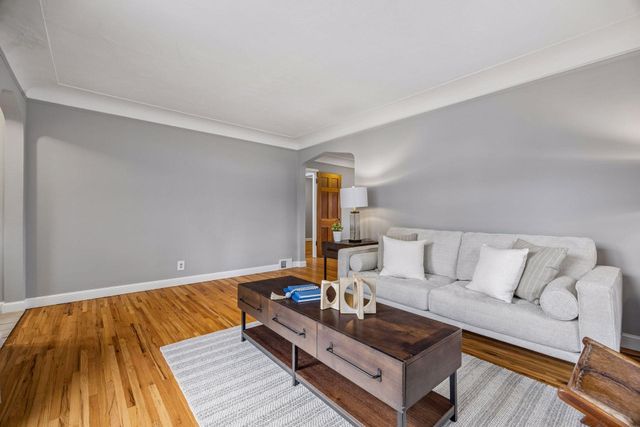 5525 26th Avenue S, Minneapolis, MN 55417