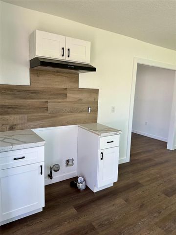 102 Georgia Street, Houston, TX 77029