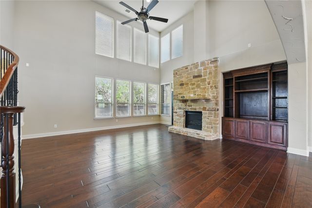 3060 England Parkway, Grand Prairie, TX 75054