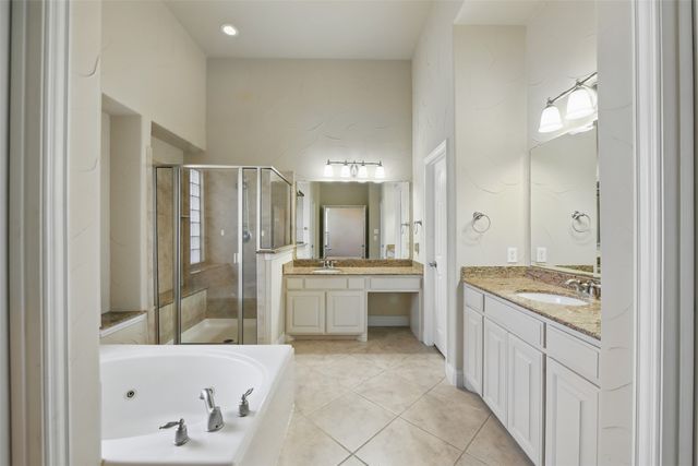 3060 England Parkway, Grand Prairie, TX 75054