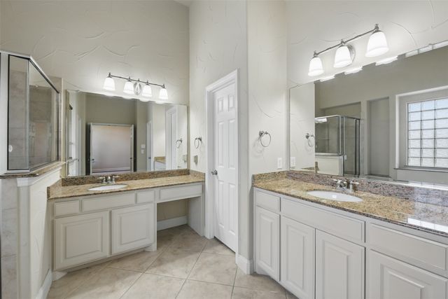 3060 England Parkway, Grand Prairie, TX 75054