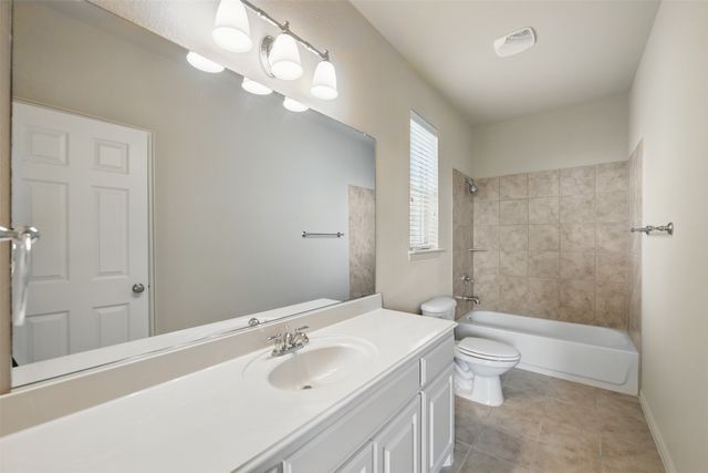 3060 England Parkway, Grand Prairie, TX 75054