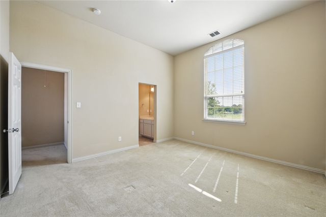 3060 England Parkway, Grand Prairie, TX 75054