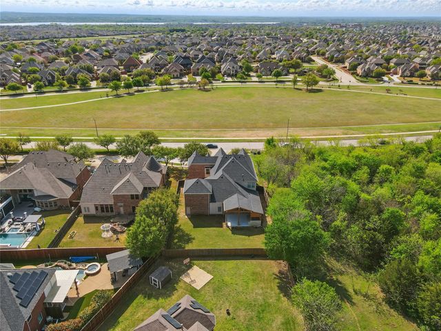 3060 England Parkway, Grand Prairie, TX 75054