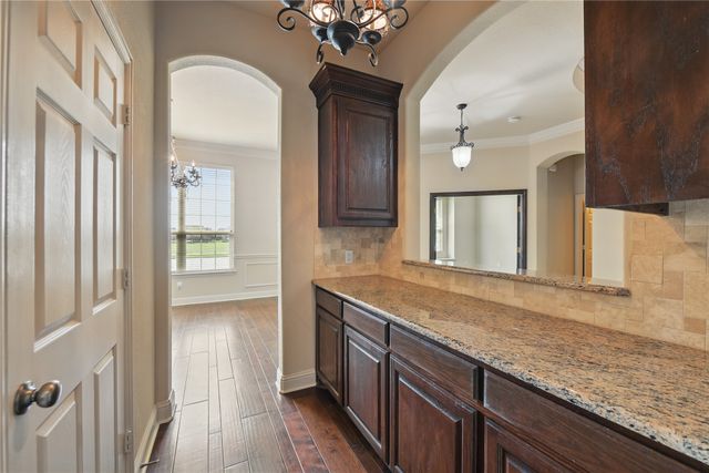3060 England Parkway, Grand Prairie, TX 75054