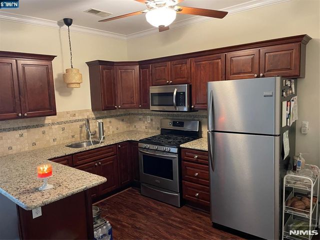 485 Saddle River Road 18, Saddle Brook, NJ 07663