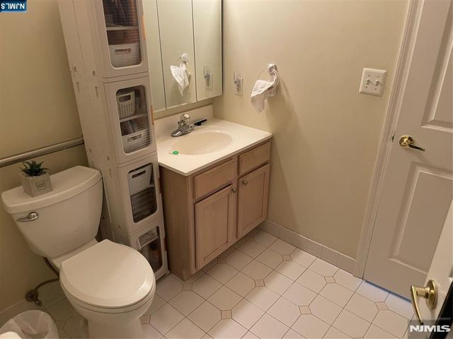 485 Saddle River Road 18, Saddle Brook, NJ 07663