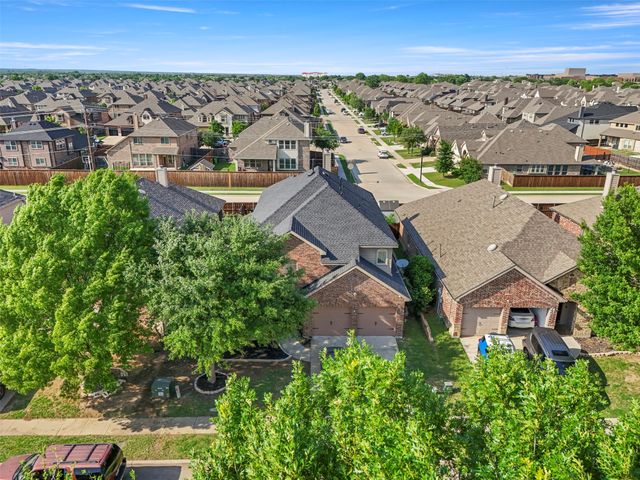 1729 Shoebill Drive, Little Elm, TX 75068