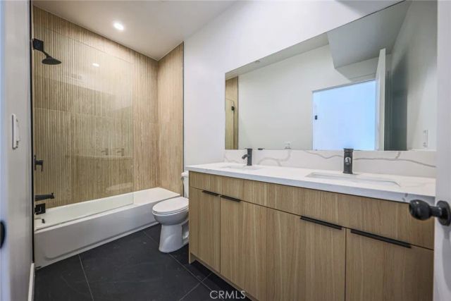 2012 Dunsmuir Avenue B, Los Angeles, CA 90016