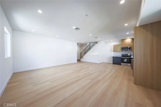 2012 Dunsmuir Avenue B, Los Angeles, CA 90016