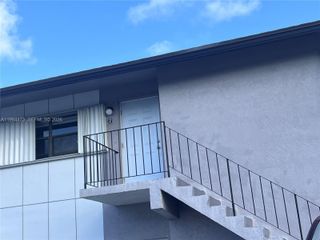 13331 SW 17th Ln 4-7, Miami, FL 33175