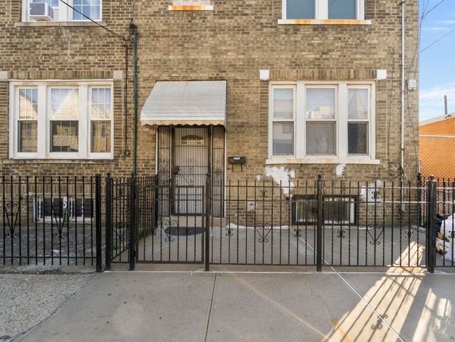 151 STEVENS AVE, Jc, Greenville, NJ 07305