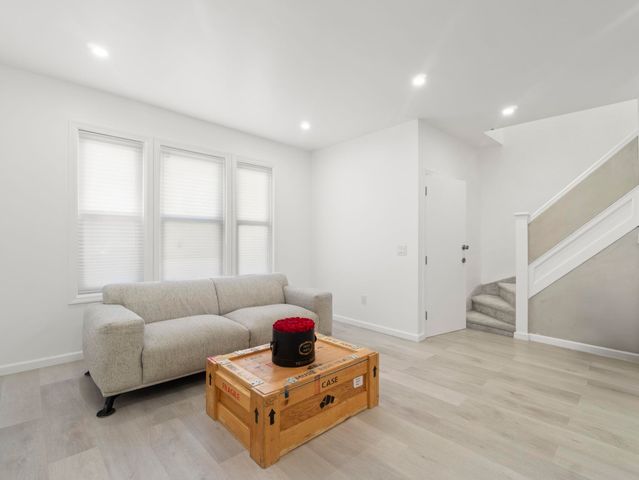 151 STEVENS AVE, Jc, Greenville, NJ 07305