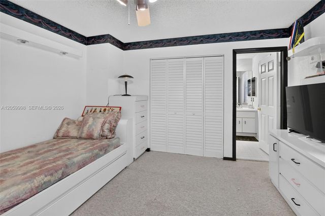 11584 Waterford Ct, Cooper City, FL 33026