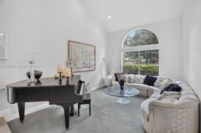11584 Waterford Ct, Cooper City, FL 33026