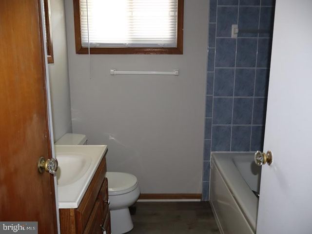 229 SUFFOLK RD, Fairless Hills, PA 19030