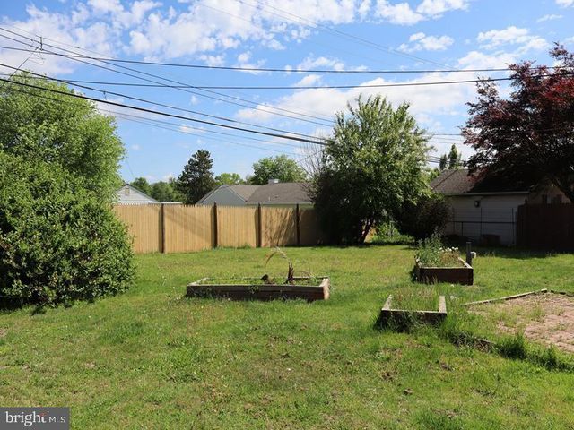 229 SUFFOLK RD, Fairless Hills, PA 19030