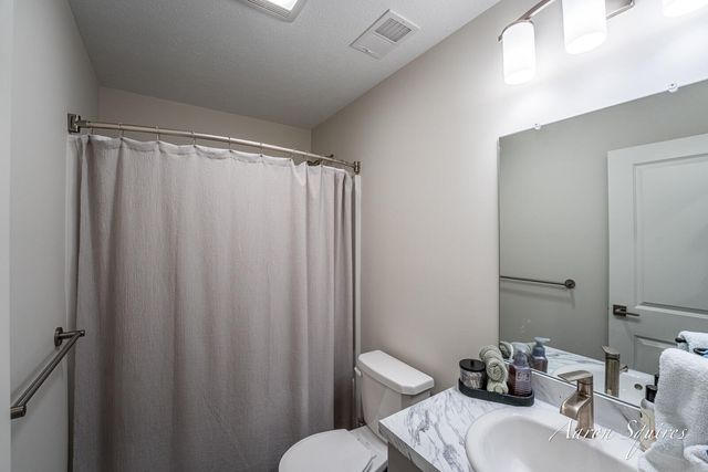 8262 Autumn Acres Drive Ne, Rockford City, MI 49341
