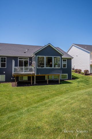 8262 Autumn Acres Drive Ne, Rockford City, MI 49341
