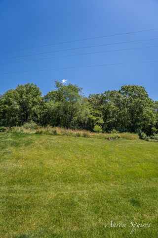 8262 Autumn Acres Drive Ne, Rockford City, MI 49341