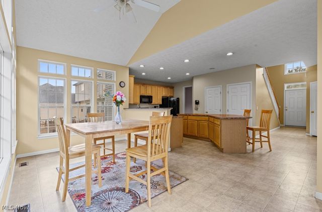 5822 Churchill Way, Medina, OH 44256