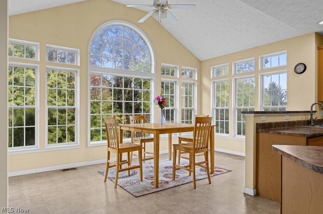 5822 Churchill Way, Medina, OH 44256