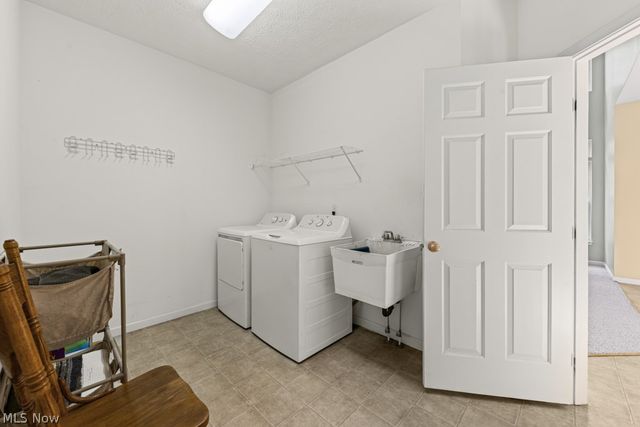 5822 Churchill Way, Medina, OH 44256