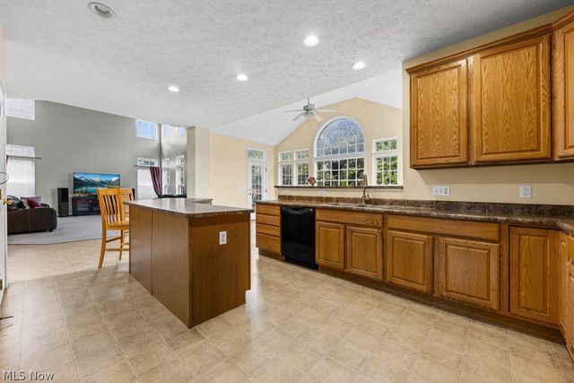 5822 Churchill Way, Medina, OH 44256