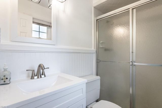 85 Waterview DR, Newport News, VA 23608