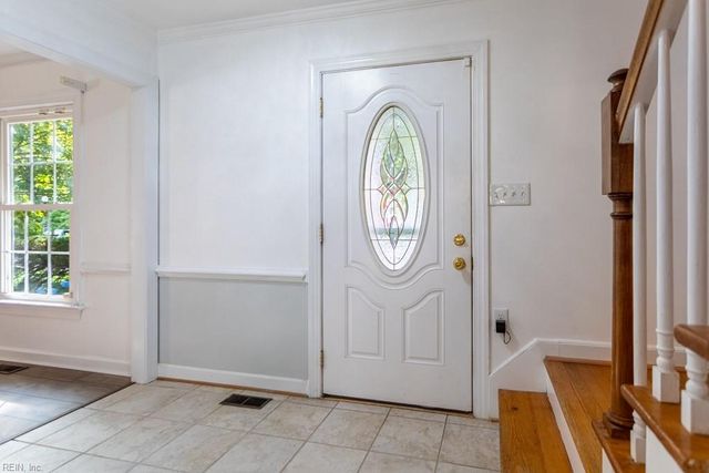 85 Waterview DR, Newport News, VA 23608