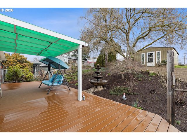 1704 N MERIDIAN St, Newberg, OR 97132