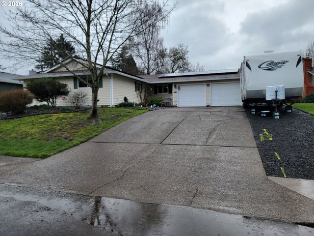 1704 N MERIDIAN St, Newberg, OR 97132