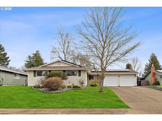 1704 N MERIDIAN St, Newberg, OR 97132