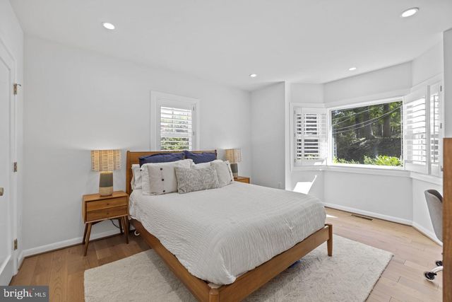 5908 17TH ST NW, Washington, DC 20011