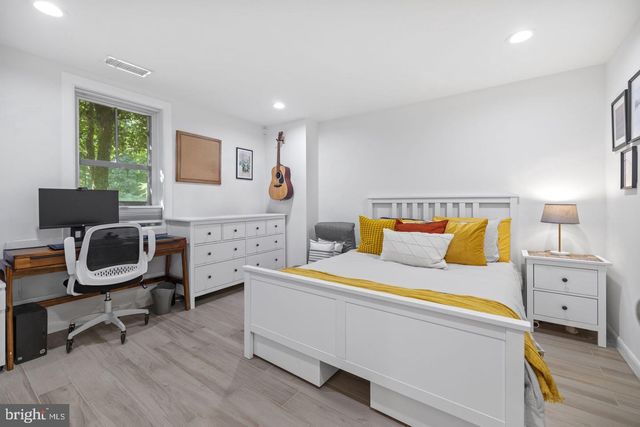 5908 17TH ST NW, Washington, DC 20011