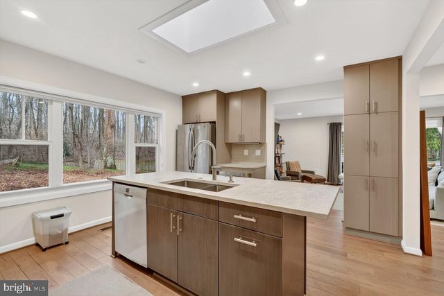 5908 17TH ST NW, Washington, DC 20011