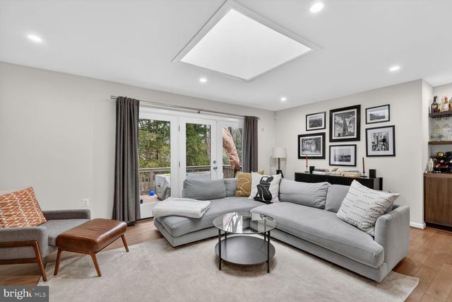 5908 17TH ST NW, Washington, DC 20011