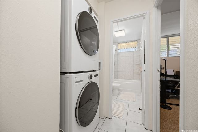 95-2039 Waikalani Place C402, Mililani, HI 96789