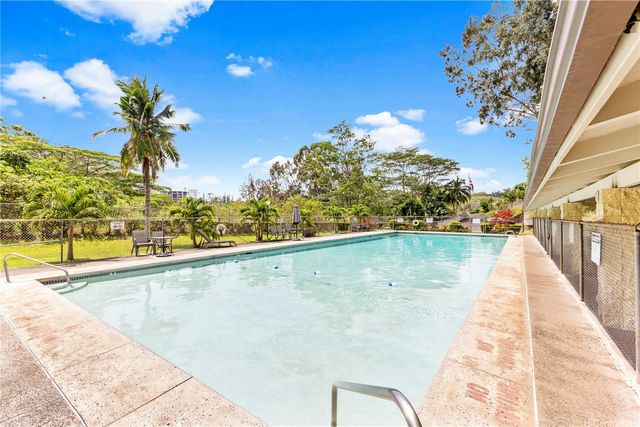 95-2039 Waikalani Place C402, Mililani, HI 96789